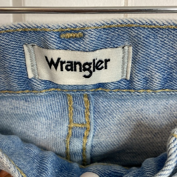Wrangler | Heritage Fit - Light Blue Denim Jeans - 30 - Picture 2 of 8